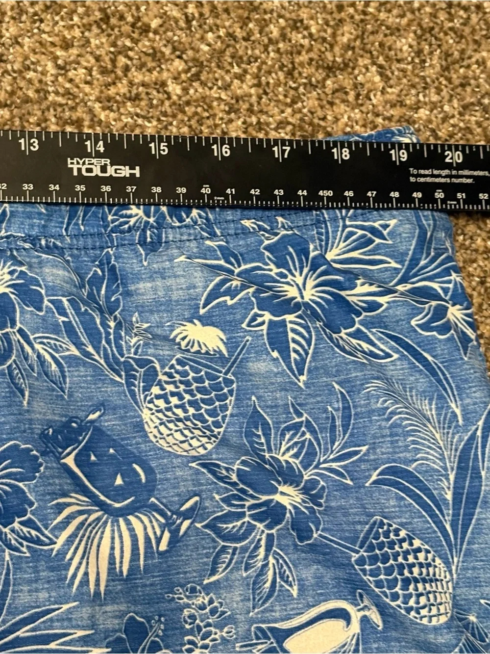 Tommy Bahama Relax trunks swimwear Mens L pockets blue white pineapple & Floral